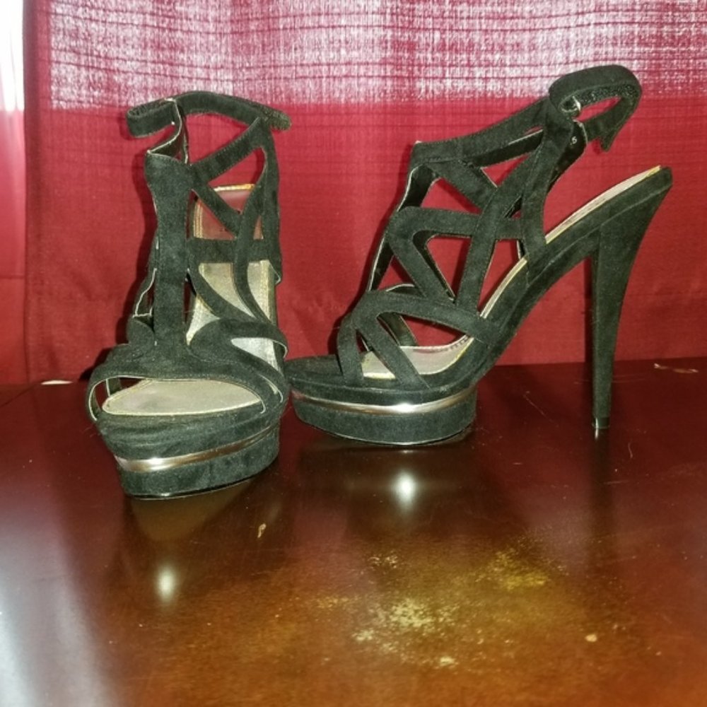 Bakers stiletto black heels